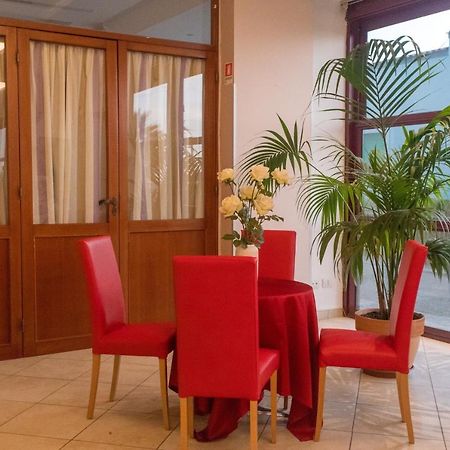 Hotel Spiaggia Villa Paola Bellaria-Igea Marina Extérieur photo