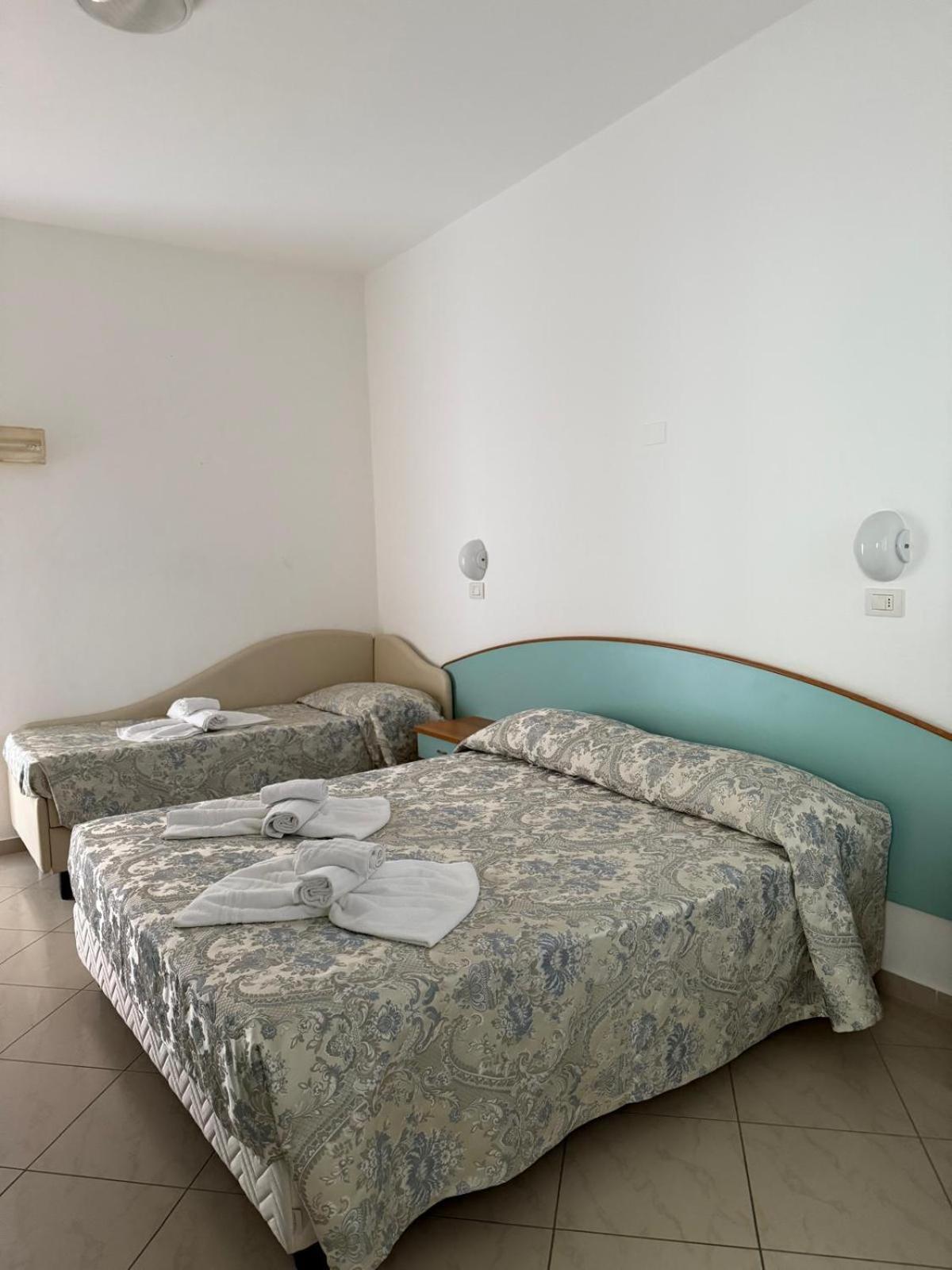 Hotel Spiaggia Villa Paola Bellaria-Igea Marina Extérieur photo