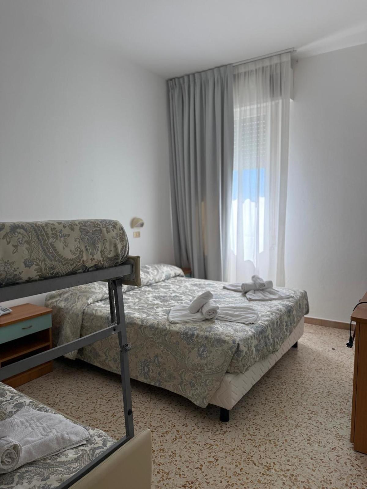 Hotel Spiaggia Villa Paola Bellaria-Igea Marina Extérieur photo