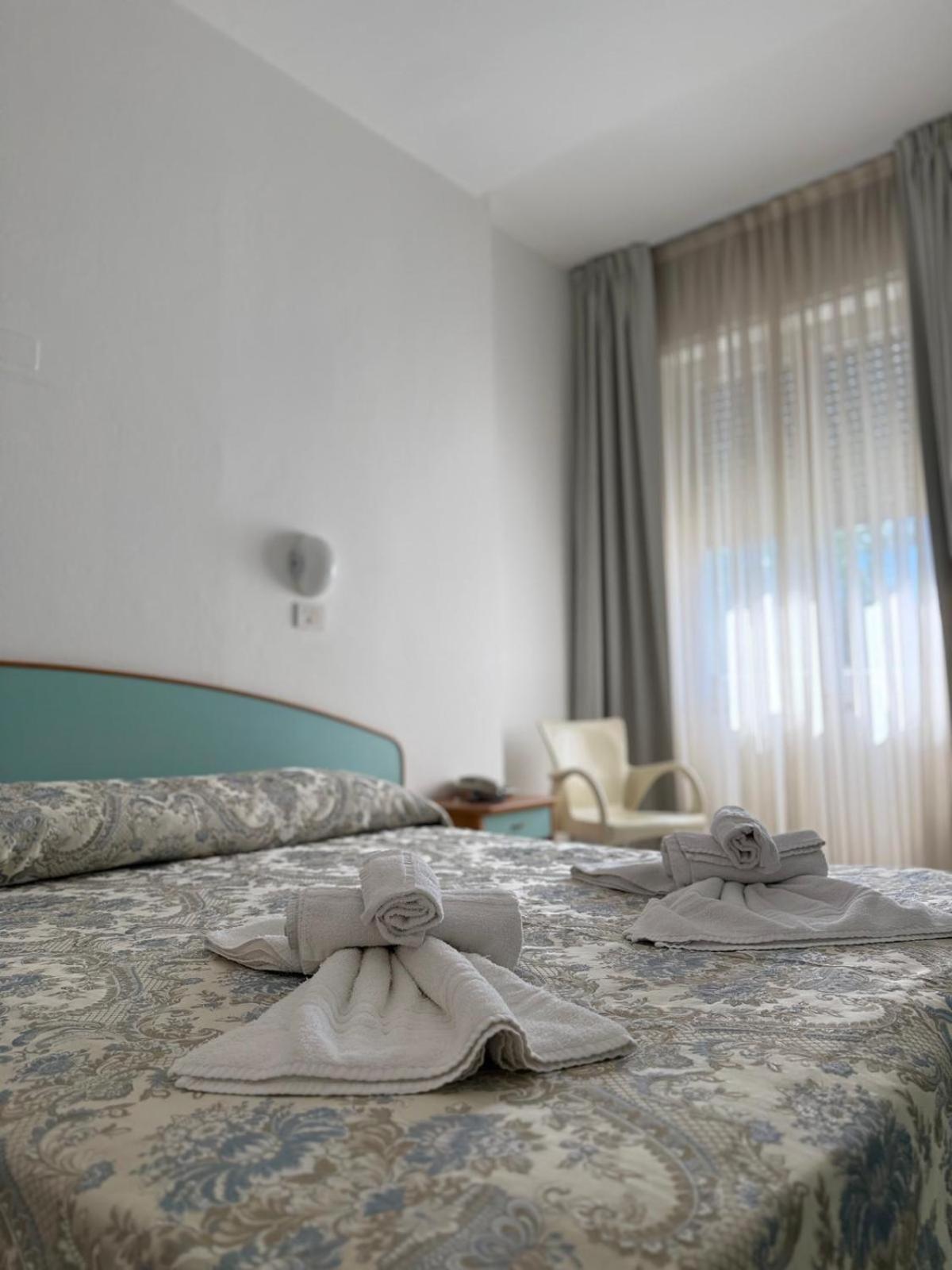 Hotel Spiaggia Villa Paola Bellaria-Igea Marina Extérieur photo